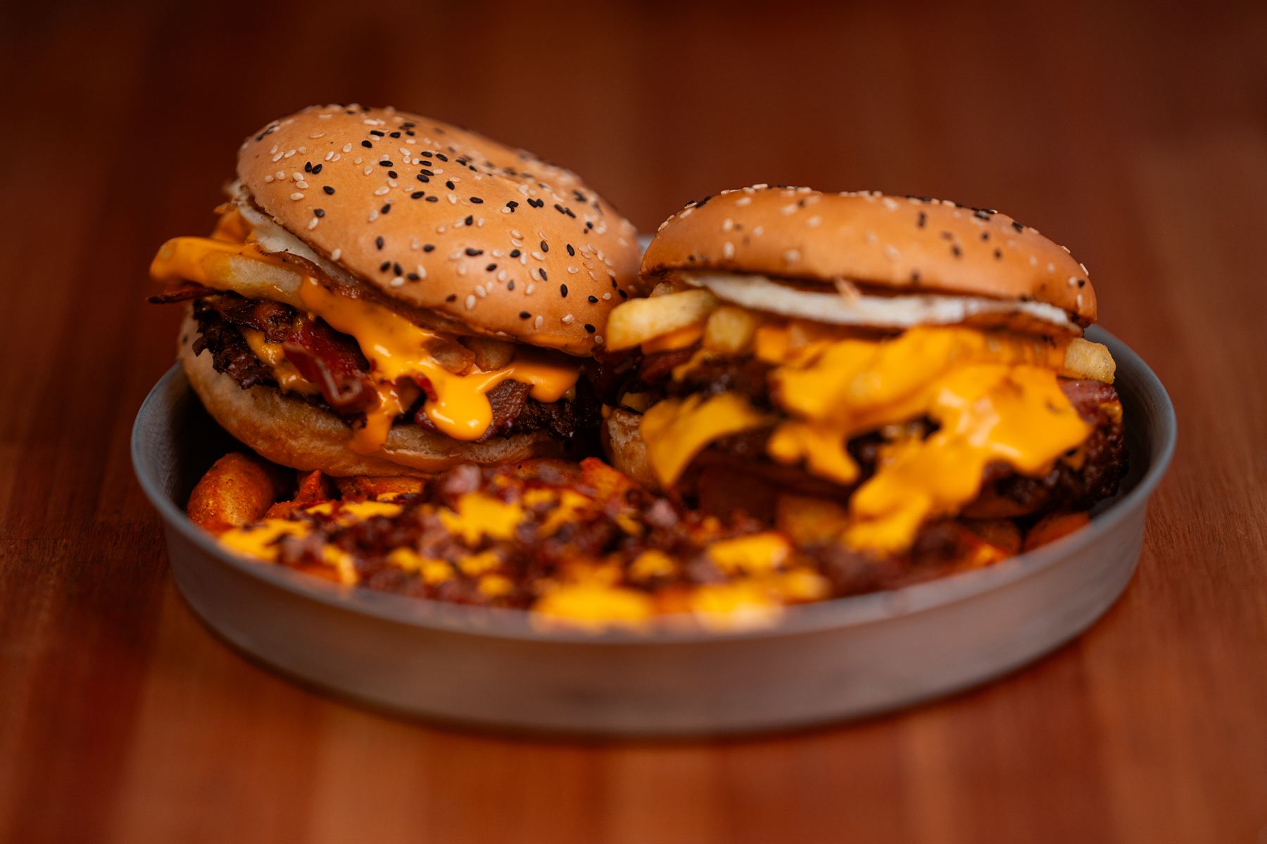 Hamburguesas FEROZ recién preparadas